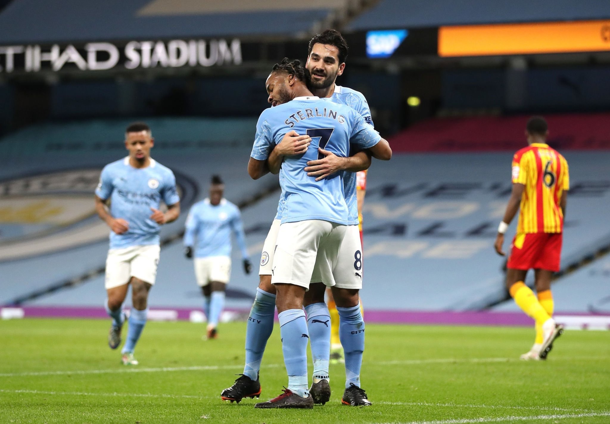 艾克森和保 艾克森和保