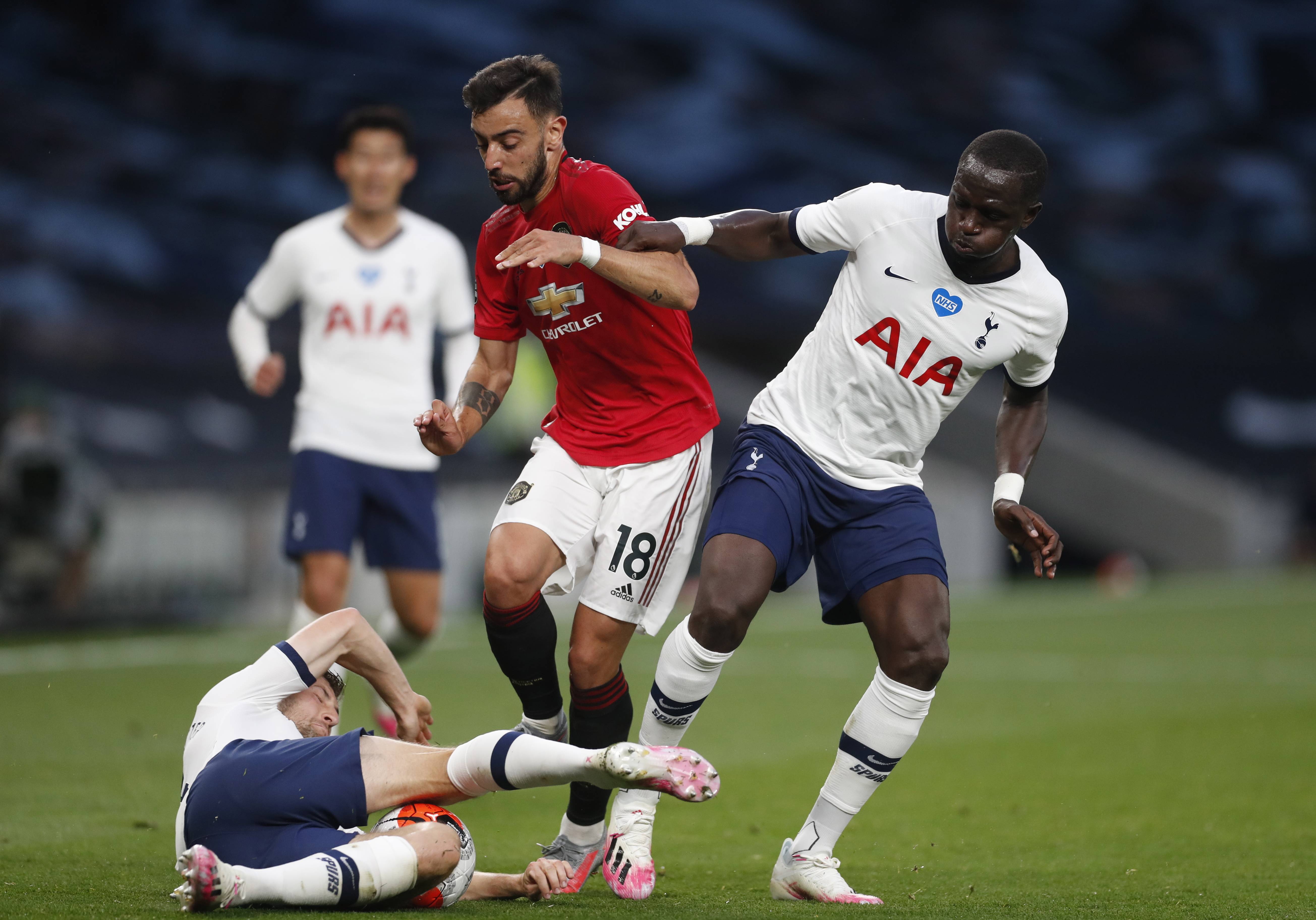 方首先签订 方首先签订