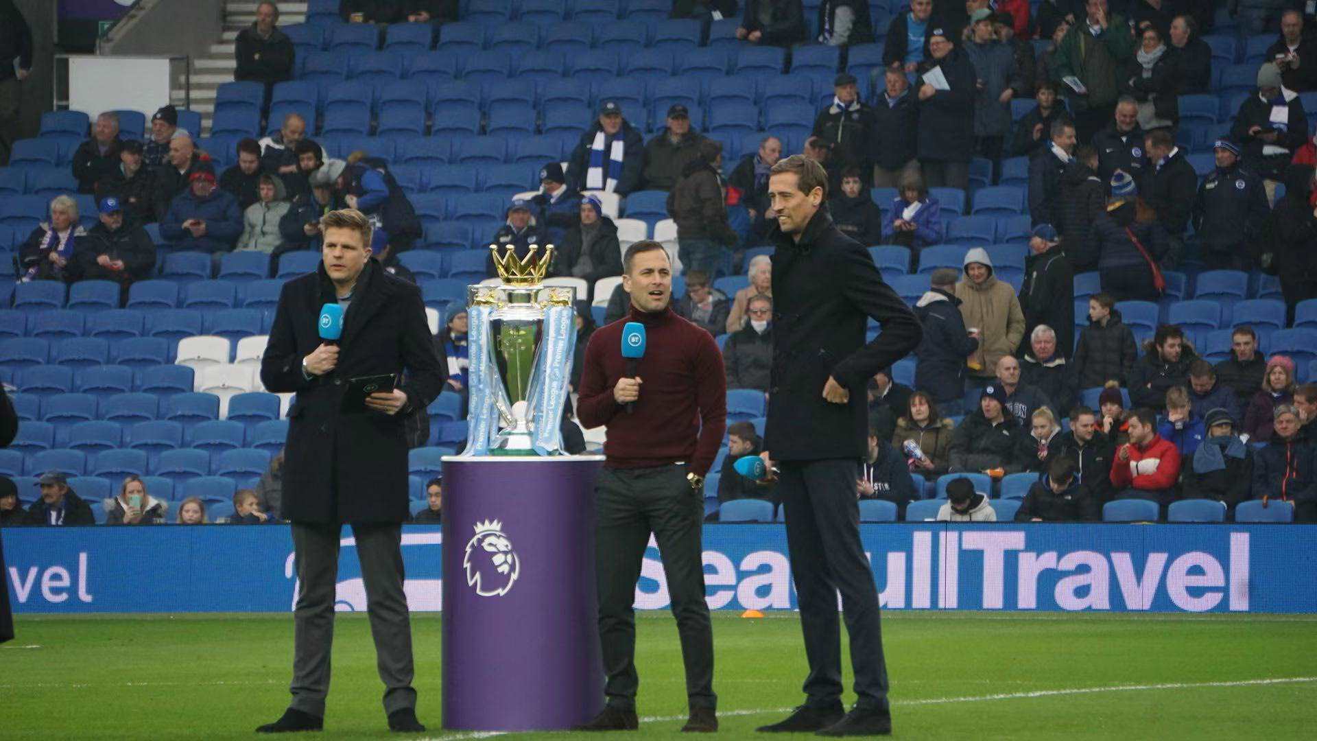 更是一种与 更是一种与